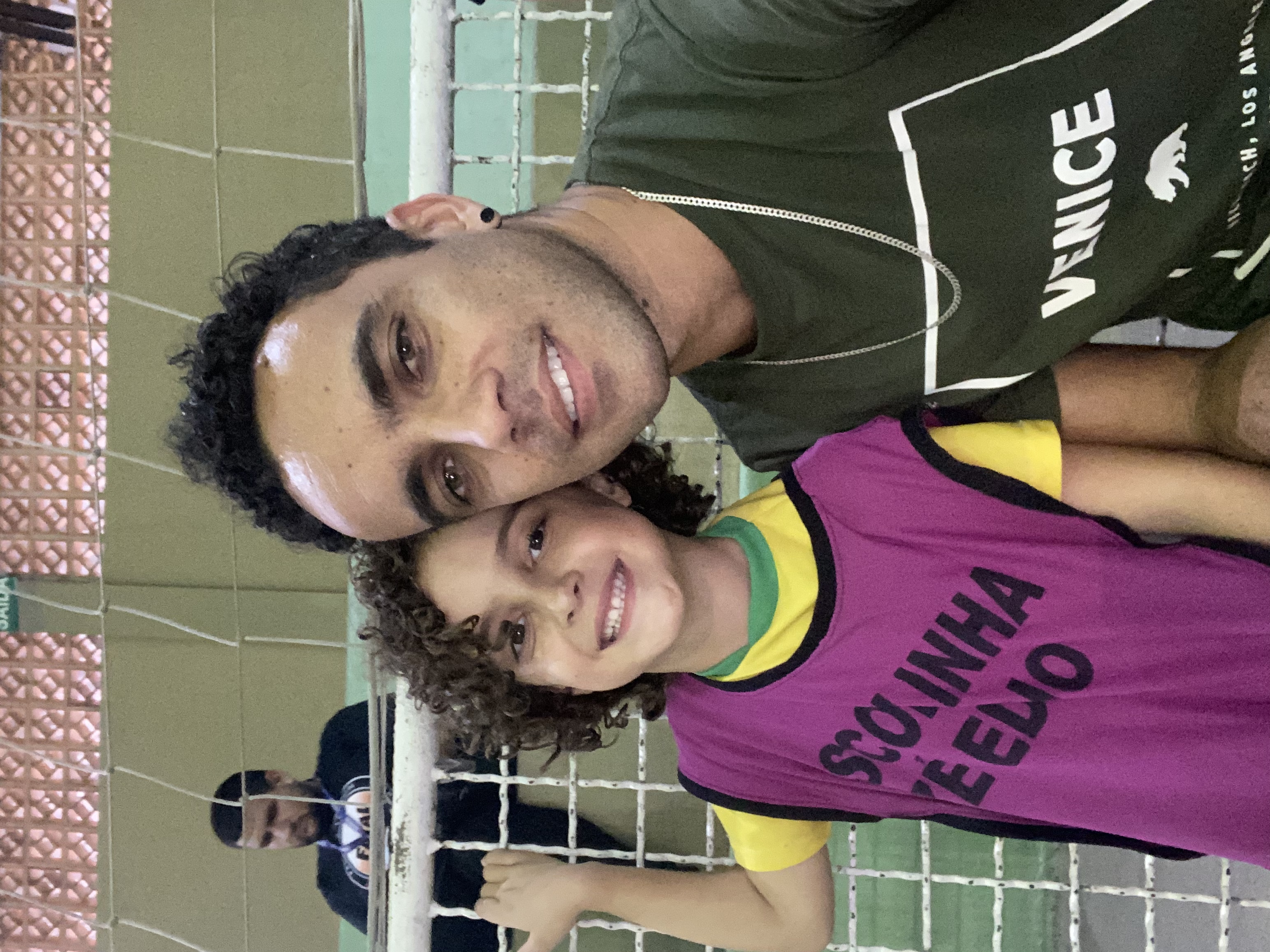 Bola pra Cima